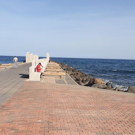 El Burrero Brisas Del Mar Apartment, One Step From The Sea. מראה חיצוני תמונה